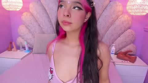   online show from December 2024 07:56:02 PM