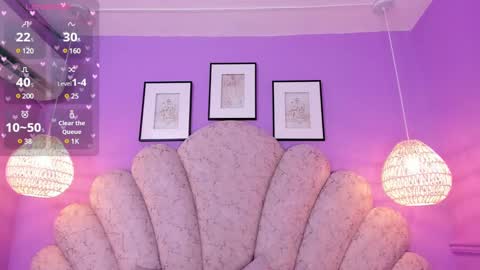   online show from December 2024 08:18:01 PM