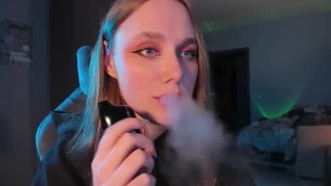 chloegins online show from January 2025 01:19:01 AM