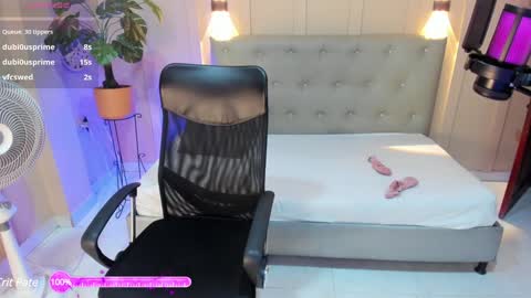 Chloe rosse online show from December 2024 04:08:02 AM