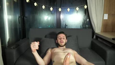 Snapshot of chloesweetdreams chatting on October 2025 02:01:02 AM Chloe and Schott online show from October 2025 02:01:02 AM