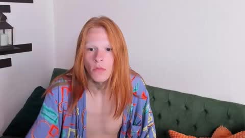 Chloe online show from September 2025 09:22:02 AM