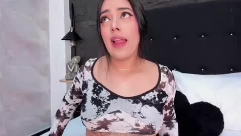 Chloe Scott online show from October 2025 12:50:01 PM