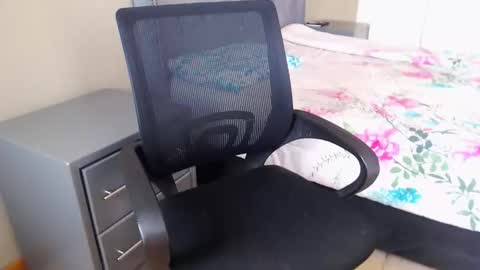 Daisy online show from October 2025 12:13:02 PM