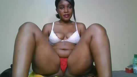 Snapshot of choco_baeb chatting on February 2025 12:36:01 PM nei online show from February 2025 12:36:01 PM