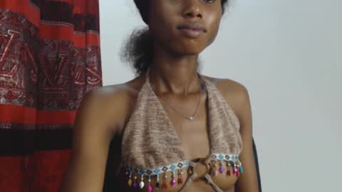 choco_petitqueen online show from December 2024 10:24:01 AM