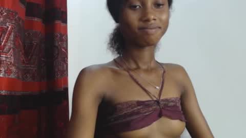 choco_petitqueen online show from December 2024 03:58:01 PM