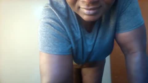 Snapshot of chocobabe002 chatting on September 2025 05:12:01 AM chocobabe002 online show from September 2025 05:12:01 AM