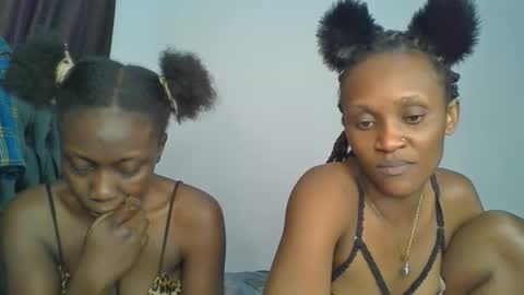 Snapshot of chocobear22 chatting on November 2025 11:32:02 AM chocobear22 online show from November 2025 11:32:02 AM