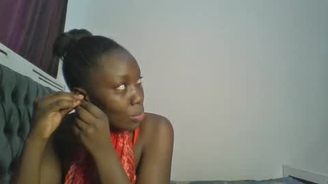 Snapshot of chocobear22 chatting on November 2025 08:36:02 AM chocobear22 online show from November 2025 08:36:02 AM