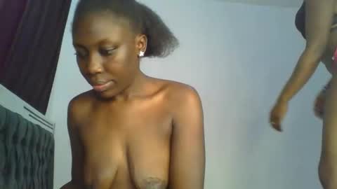 Snapshot of chocobear22 chatting on November 2025 09:57:01 AM chocobear22 online show from November 2025 09:57:01 AM