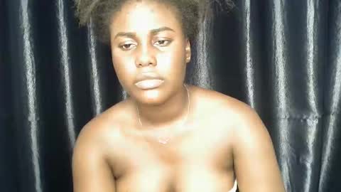 Snapshot of chocoslut22 chatting on November 2025 07:03:02 PM chocoslut22 online show from November 2025 07:03:02 PM