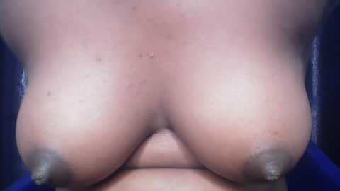 Snapshot of chocoslut22 chatting on November 2025 03:45:01 AM chocoslut22 online show from November 2025 03:45:01 AM