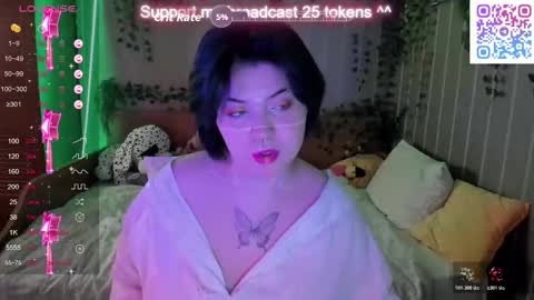 Snapshot of choe_bliss chatting on October 2025 04:02:02 AM choe_bliss online show from October 2025 04:02:02 AM