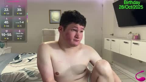 Snapshot of chris___evanss chatting on October 2025 01:19:01 AM Chris Evens online show from October 2025 01:19:01 AM