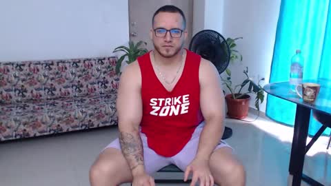 chris_huntter online show from September 2025 10:12:01 PM