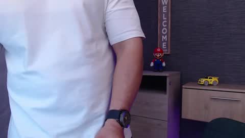 chris_huntter online show from October 2025 01:31:01 AM