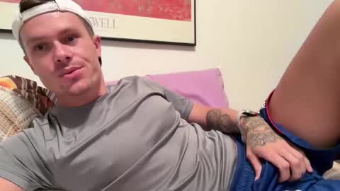 chris_love47 online show from October 2025 06:08:02 PM