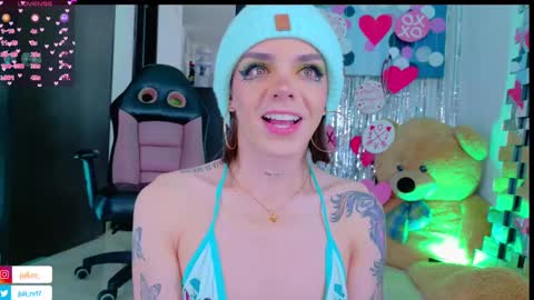 Snapshot of chris_parker01 chatting on February 2025 03:49:02 PM juli Instagram july rv17 - Twitter juli rv17 online show from February 2025 03:49:02 PM