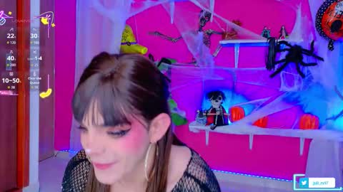 Snapshot of chris_parker01 chatting on October 2025 12:35:02 PM juli Instagram july rv17 - Twitter juli rv17 online show from October 2025 12:35:02 PM