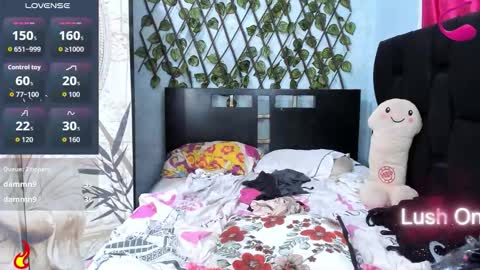 Snapshot of chris_shemale chatting on November 2025 06:34:02 PM chris online show from November 2025 06:34:02 PM