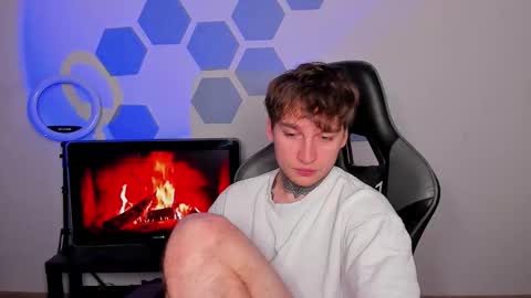 Snapshot of chris_tyson chatting on October 2025 11:10:02 PM Chris Tyson online show from October 2025 11:10:02 PM