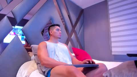 chrismorgan24 online show from September 2025 07:08:02 PM