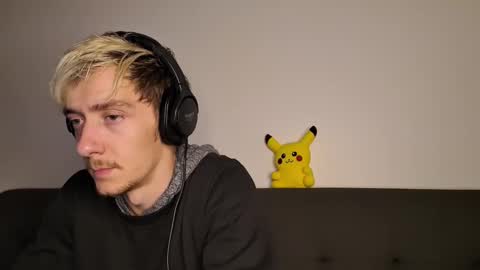 Snapshot of chrisslicer chatting on October 2025 12:33:02 AM Christopher online show from October 2025 12:33:02 AM