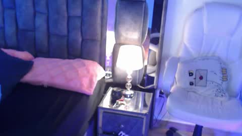 Snapshot of christaly_1 chatting on October 2025 06:14:02 AM Christal online show from October 2025 06:14:02 AM