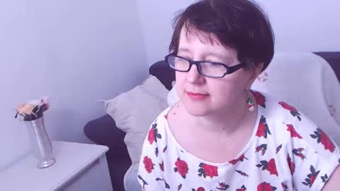 Christa online show from December 2024 04:40:01 AM