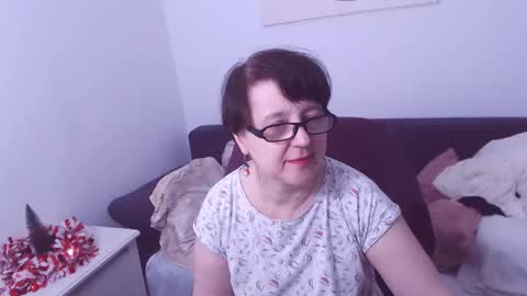 Christa online show from December 2024 12:47:01 AM