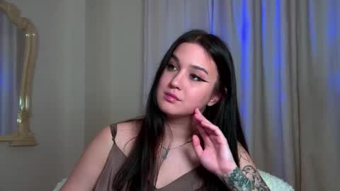 Snapshot of christinamilton chatting on October 2025 06:16:02 PM Christina online show from October 2025 06:16:02 PM