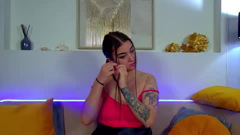 Snapshot of christinamilton chatting on October 2025 06:42:02 PM Christina online show from October 2025 06:42:02 PM