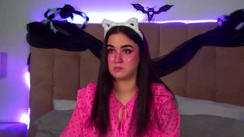 Snapshot of christinamilton chatting on November 2025 06:21:01 PM Christina online show from November 2025 06:21:01 PM