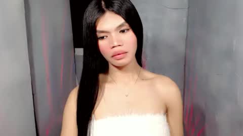 Snapshot of christine_slutt chatting on October 2025 04:38:02 PM STEFFY online show from October 2025 04:38:02 PM