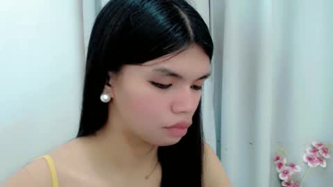 Snapshot of christine_slutt chatting on November 2025 01:09:02 PM STEFFY online show from November 2025 01:09:02 PM