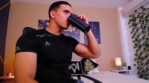 Christopher Black online show from November 2025 01:12:02 PM