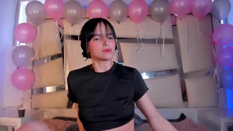 instagram chrystaljade.1 online show from October 2025 01:21:02 PM