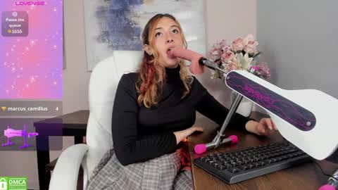 Snapshot of chubby_vaniie_ chatting on December 2024 08:14:02 PM Vanesa online show from December 2024 08:14:02 PM