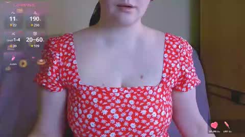 Snapshot of chubbymaia chatting on February 2025 09:26:02 AM Maia online show from February 2025 09:26:02 AM