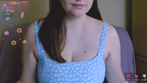 Snapshot of chubbymaia chatting on February 2025 09:15:02 AM Maia online show from February 2025 09:15:02 AM