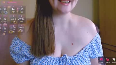 Snapshot of chubbymaia chatting on March 2025 09:12:02 AM Maia online show from March 2025 09:12:02 AM
