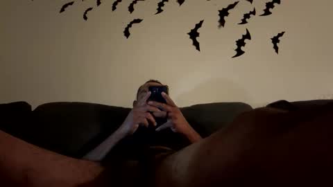 Snapshot of chuglif3 chatting on October 2025 01:34:01 PM Alexander online show from October 2025 01:34:01 PM