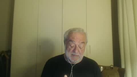 Snapshot of ciaoamoremio4 chatting on March 2025 08:52:02 PM ciaoamoremio4 online show from March 2025 08:52:02 PM