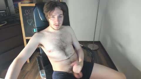 cilent_x online show from October 2025 04:05:02 PM