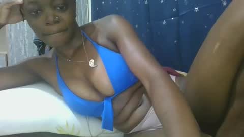 cilia petite online show from February 2025 07:11:01 AM