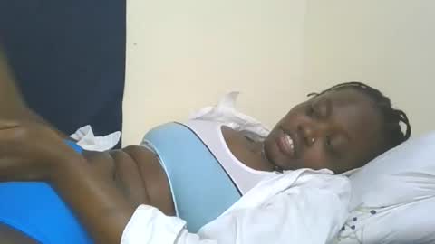 Snapshot of cilia_petite chatting on October 2025 11:05:02 PM cilia petite online show from October 2025 11:05:02 PM