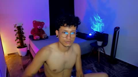 Luna and Sebas  online show from January 2025 05:42:02 AM