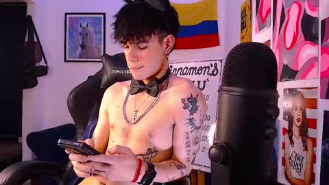 David     Independent Model online show from February 2025 07:24:02 AM