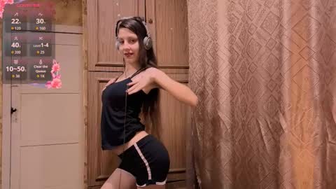 Snapshot of cirabonnet chatting on November 2025 12:22:02 AM Lisa Salivan online show from November 2025 12:22:02 AM